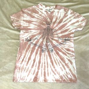 Yoga Skeleton Tie Dye Shirt Light Pink & White Size Small